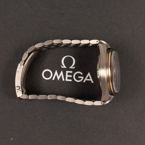 Omega Speedmaster Moonwatch 311.62.42.30.06.001